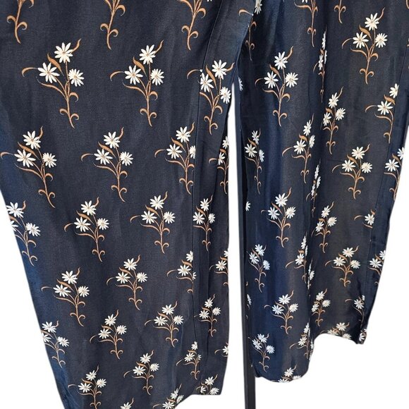 Antrhopologie Silky High-Rise, Floral, Wide Leg High Rise Pants, Black, 14, NWT - Picture 10 of 12